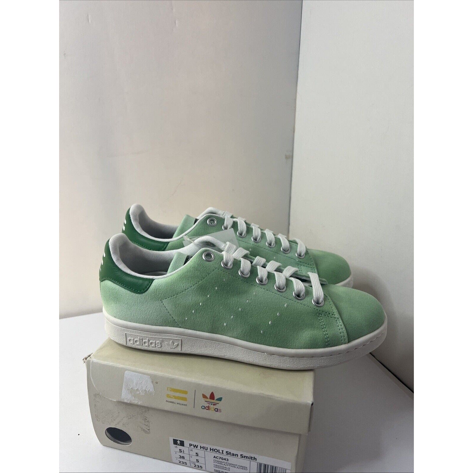 Size 5.5 - adidas Pharrell x Hu Holi x Stan Smith Green