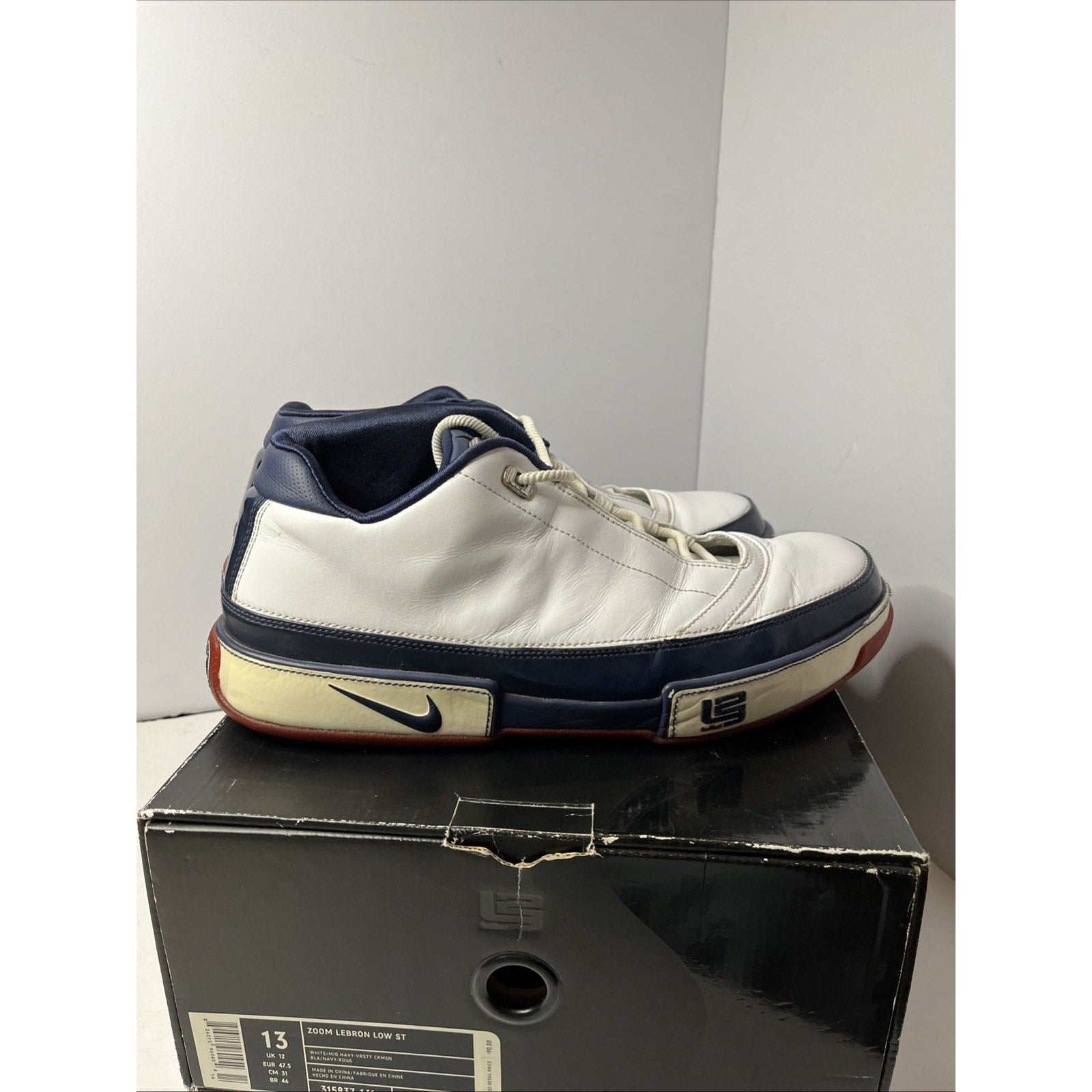 Size 13 - Lebron 2 USA 2007
