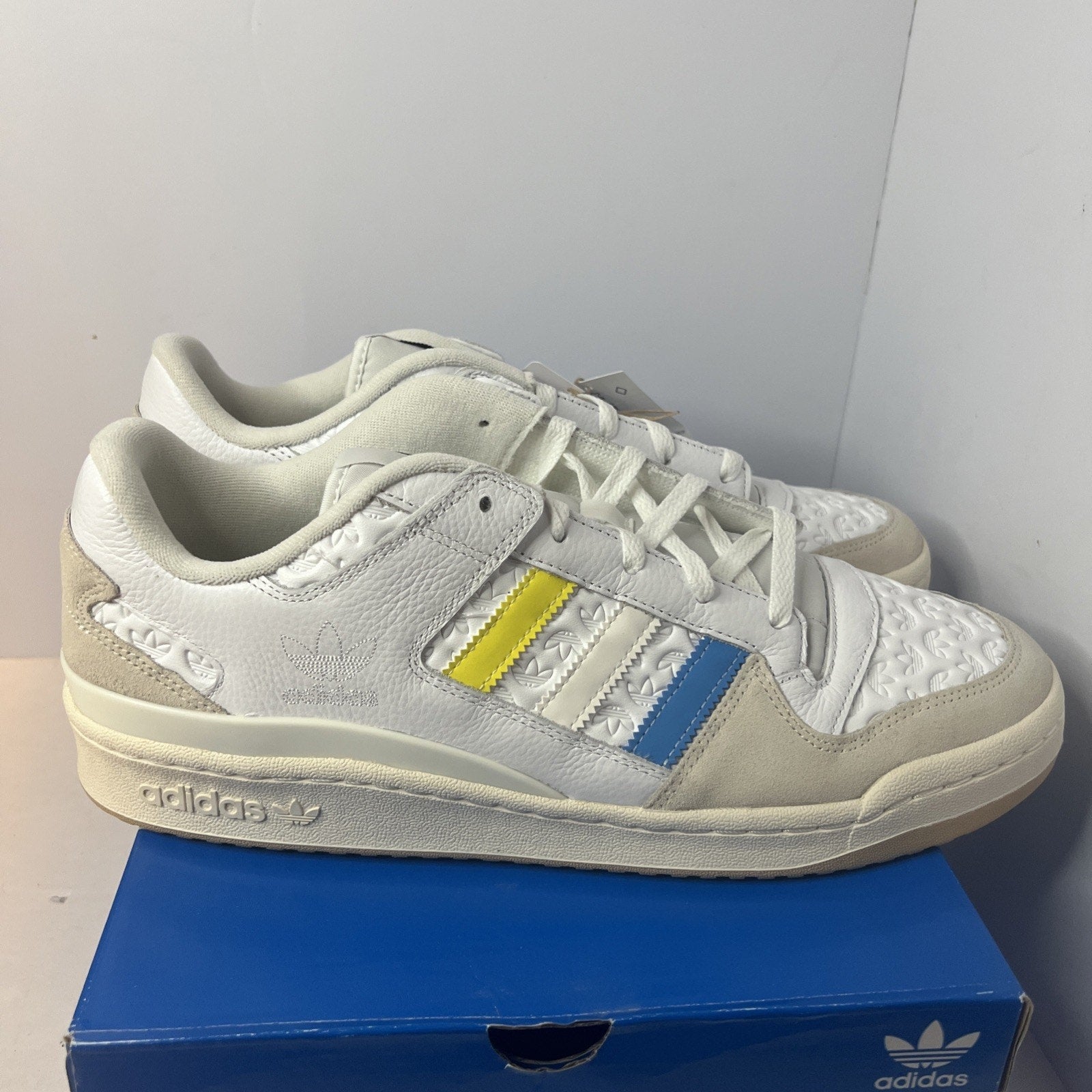 Size 13 - Adidas Forum Low
