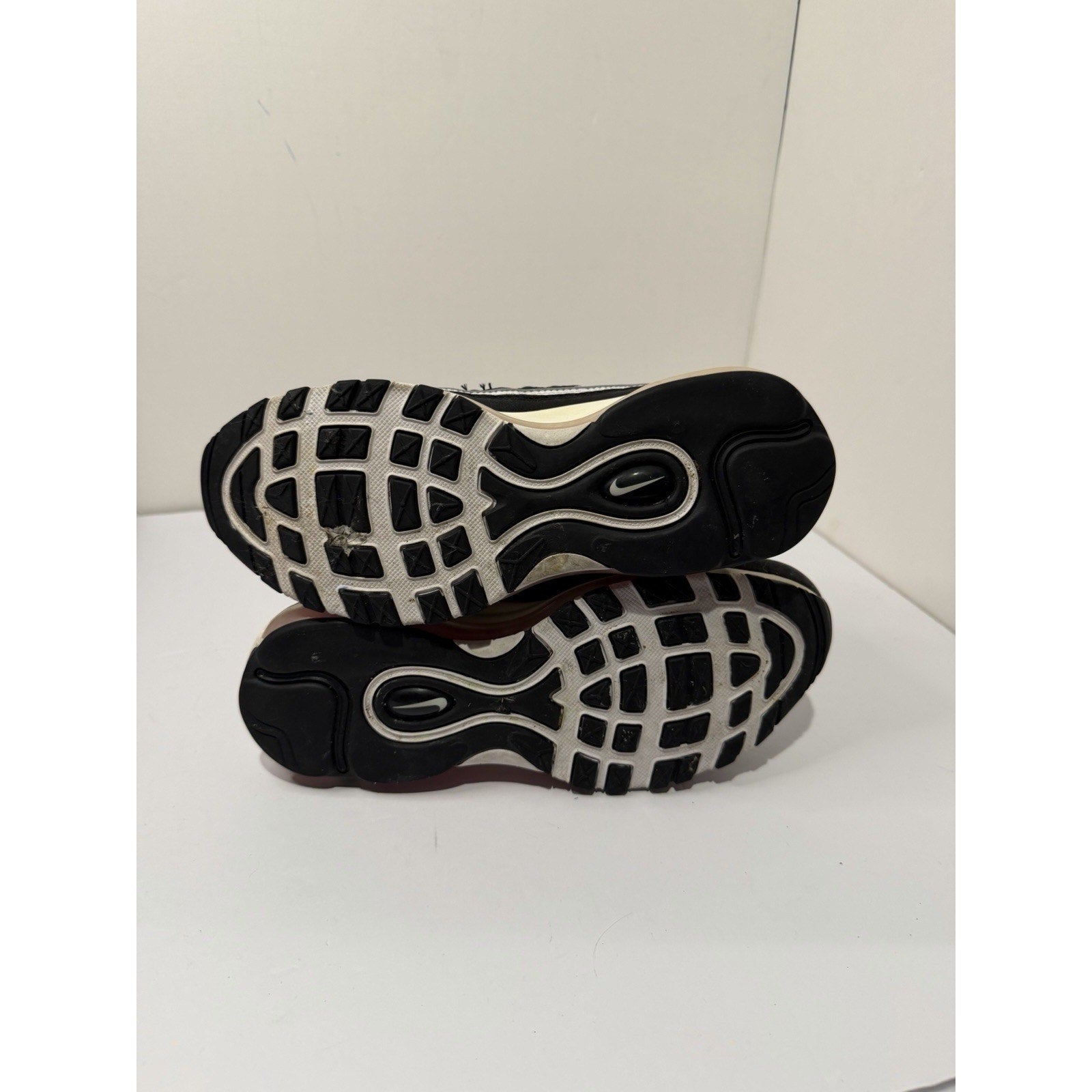 Size 6.5 Women- Nike Air Max 98
