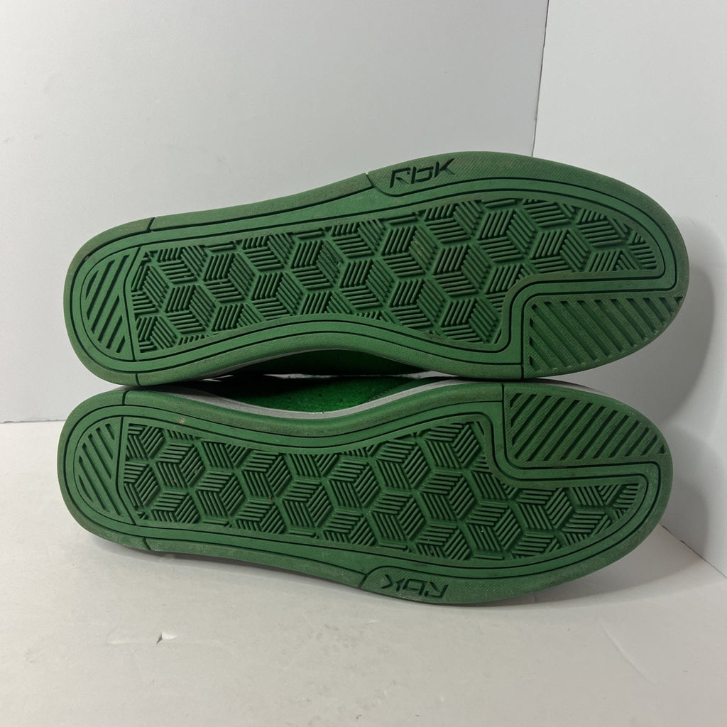 Size 13 - Reebok Bookworm