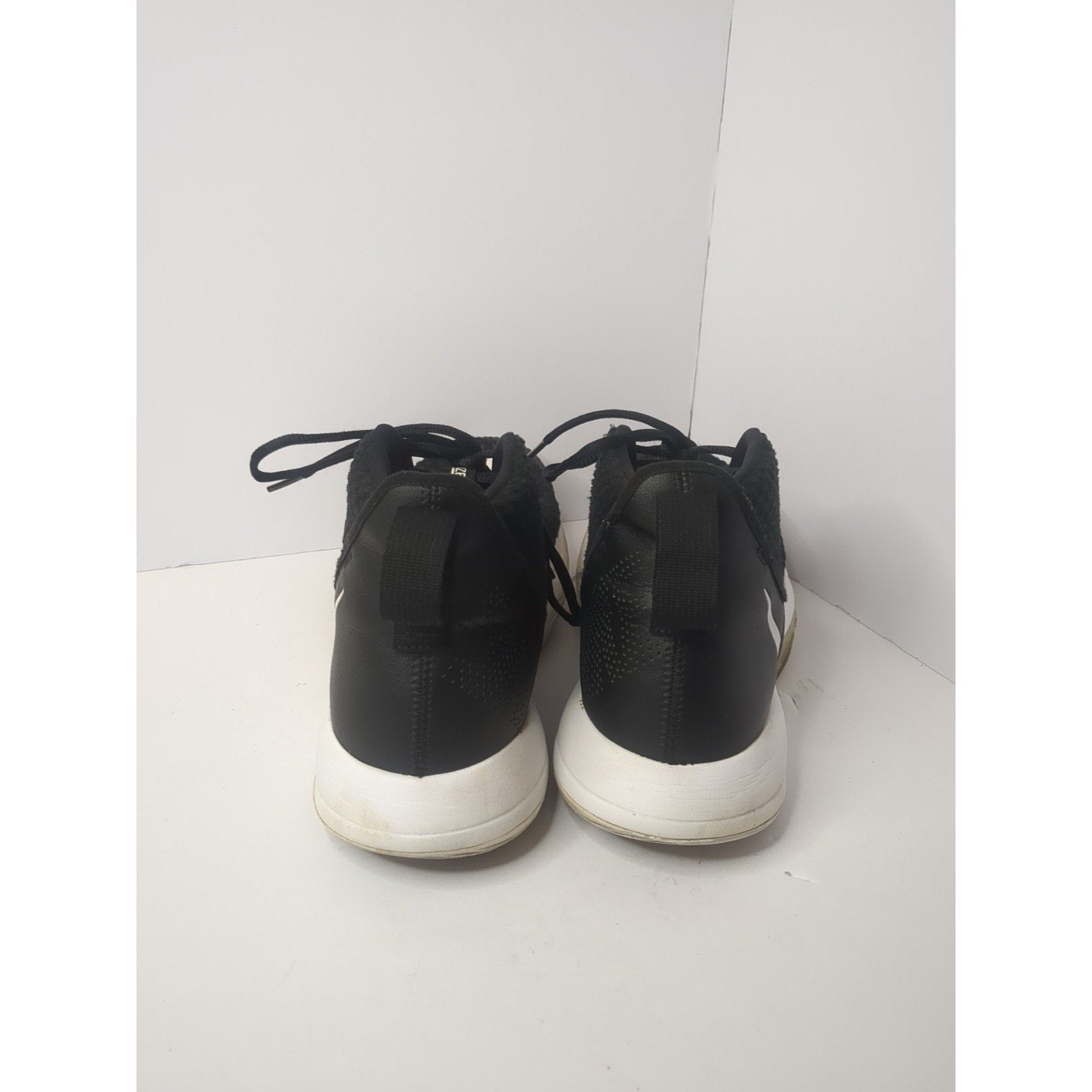 Size 14- Nike Zoom Rize