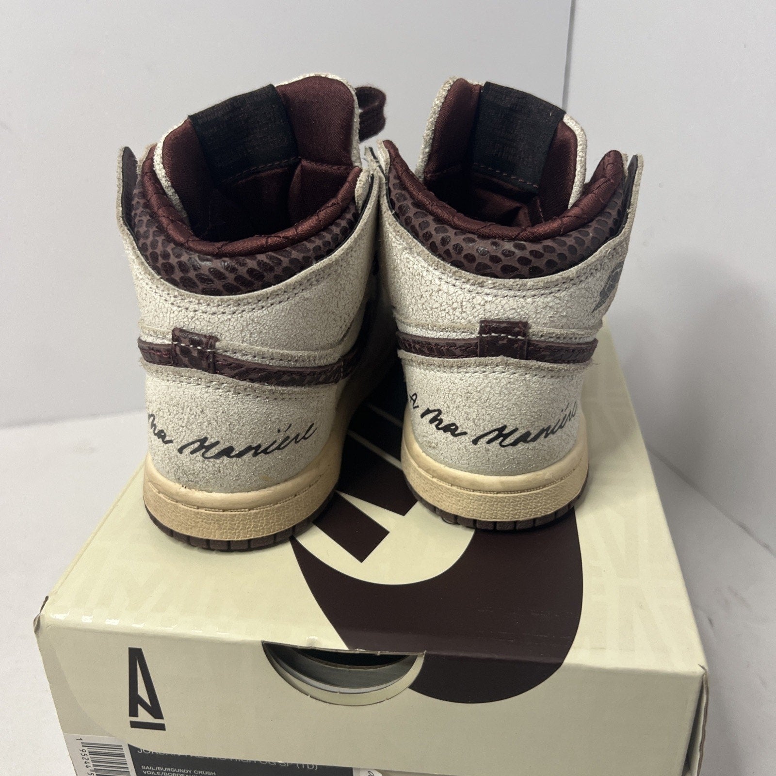 Size 9c - Jordan 1 A Ma Maniere