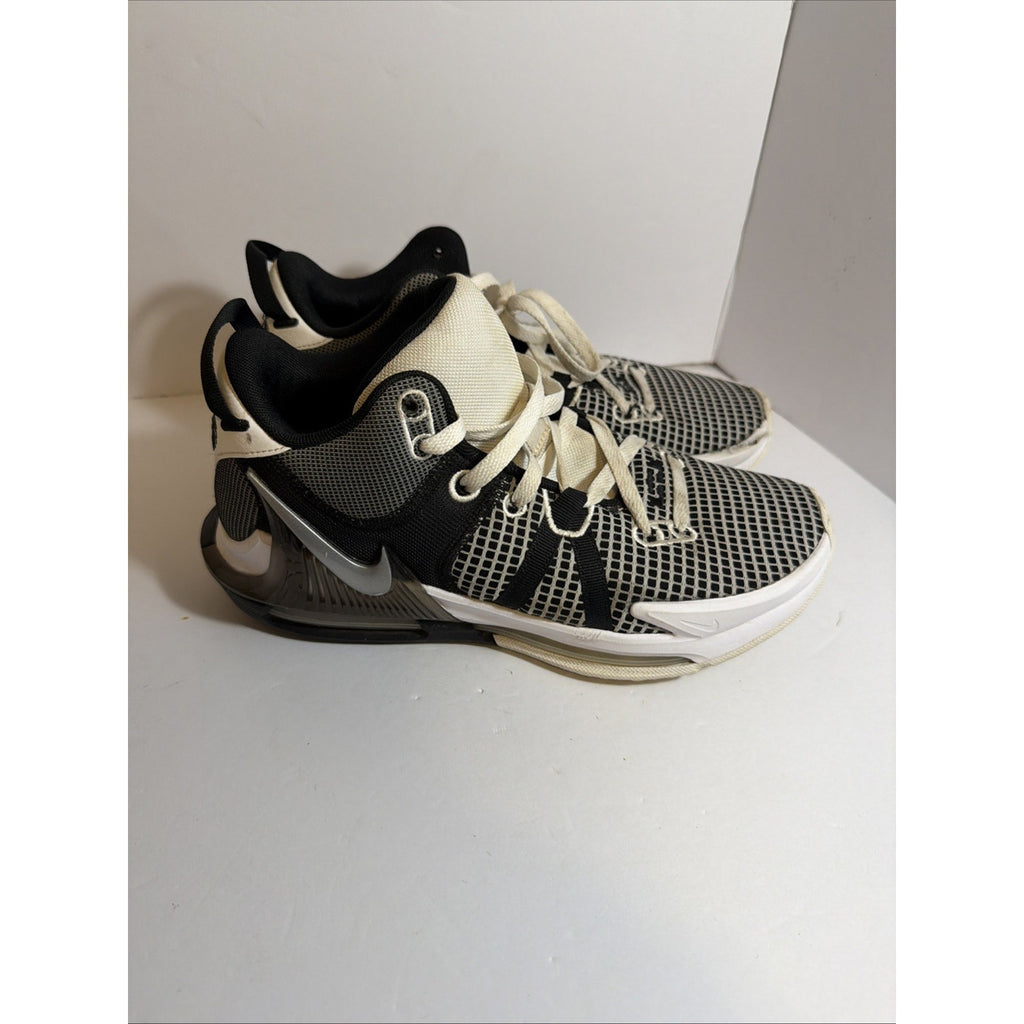Size 8.5 - Nike LeBron Witness 7 White Black