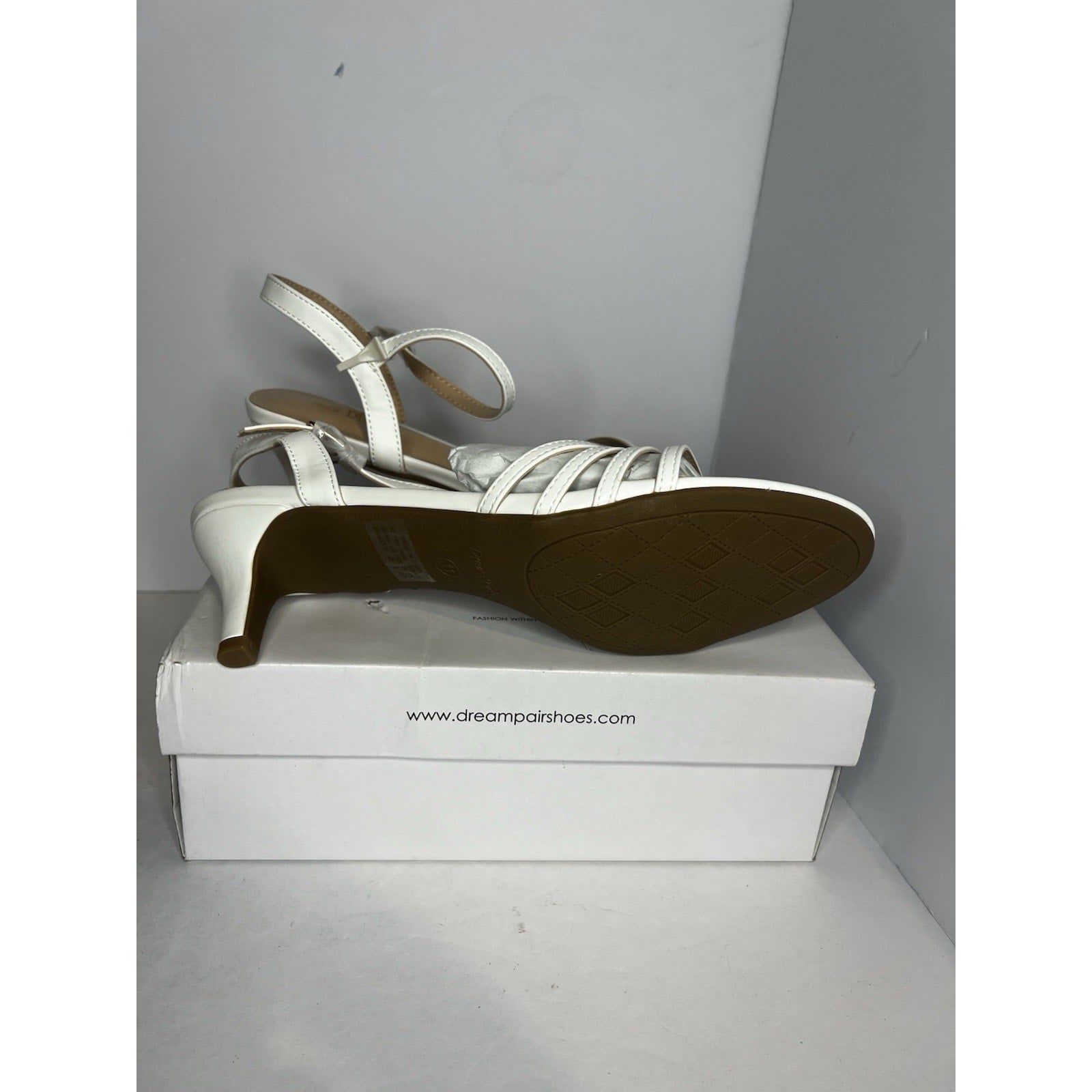 Size 11 Women’s - White Heels Dream Pairs