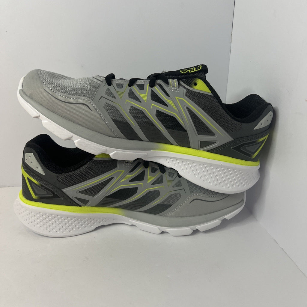 Size 10 - Fila Tennis Shoe