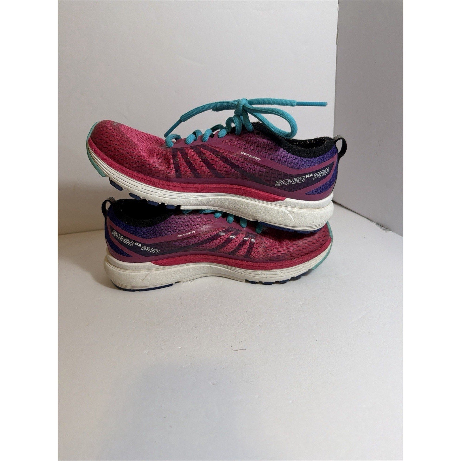 Size 6 Women’s - Salomaon Sonic Pink