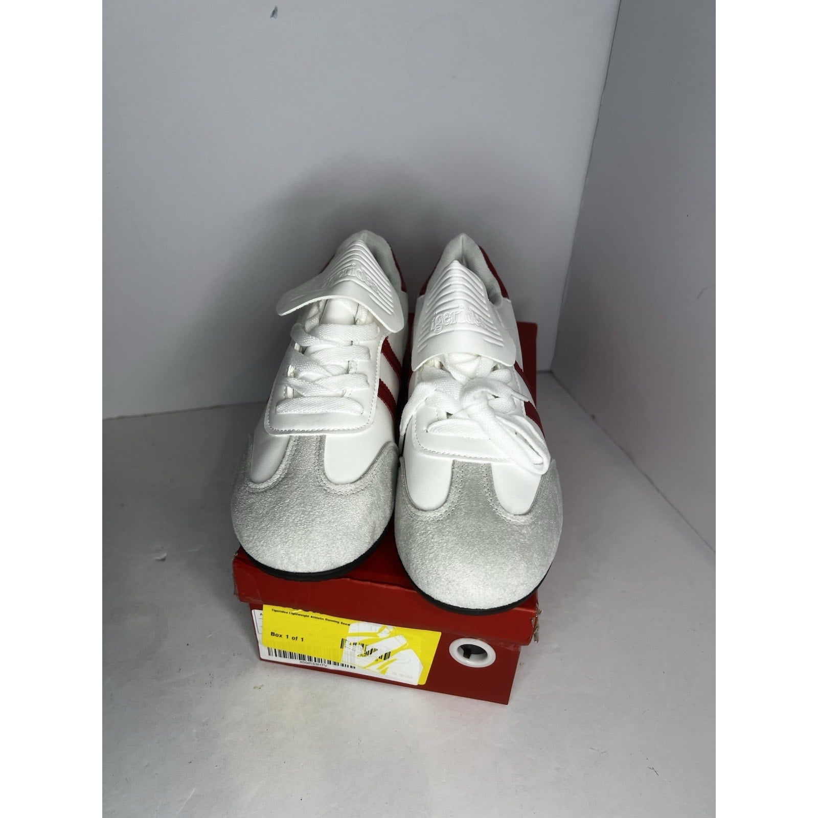 Size 8 Women’s - Tigeridea Red Stripes